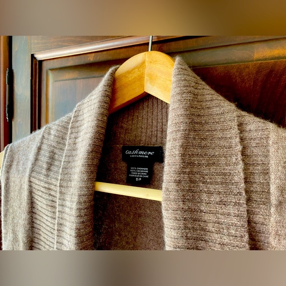 Long cashmere vest - Picture 1 of 4